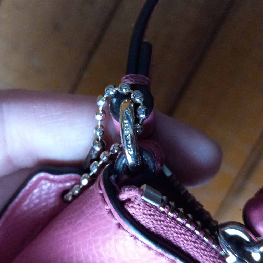 Coach Wristlet Pink - Picture 8 of 14
